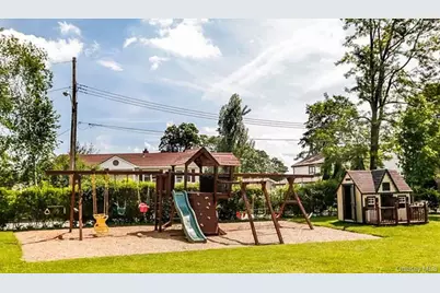 10 Cherry Avenue, New Rochelle, NY 10801 - Photo 39