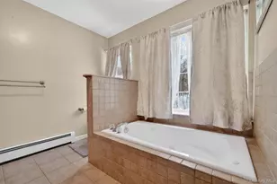 32 Woodstock Ln, Middletown, NY 10941 - Photo 23