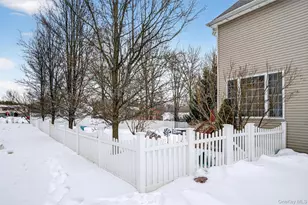 32 Woodstock Ln, Middletown, NY 10941 - Photo 31