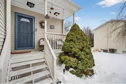 32 Woodstock Lane, Middletown, NY 10941 - Photo 3