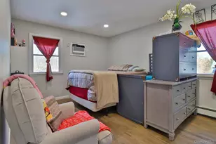 116 B Holbrook Rd, Holbrook, NY 11741 - Photo 11