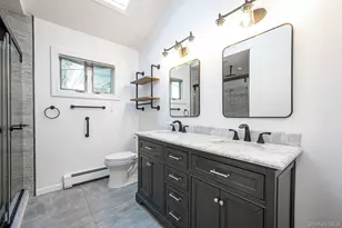 1616 Madison Ave, West Islip, NY 11795 - Photo 21