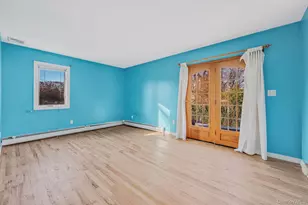 1616 Madison Ave, West Islip, NY 11795 - Photo 19