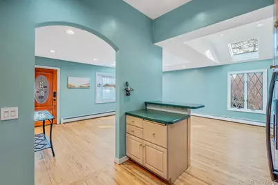 1616 Madison Avenue, West Islip, NY 11795 - Photo 13