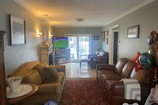 61-39 184th St, Fresh Meadows, NY 11365 - Photo 29