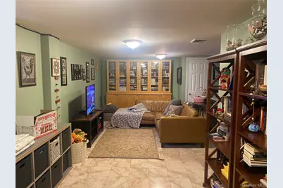 6139 184th Street, Fresh Meadows, NY 11365 - Photo 11