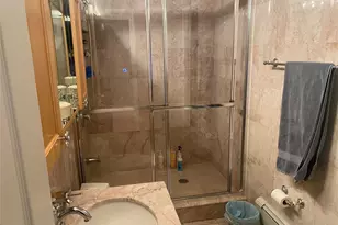 61-39 184th St, Fresh Meadows, NY 11365 - Photo 13