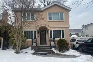 61-39 184th St, Fresh Meadows, NY 11365 - Photo 3