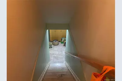 6139 184th Street, Fresh Meadows, NY 11365 - Photo 15