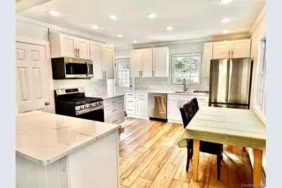 16 Osceola Lane, Southampton, NY 11968 - Photo 5