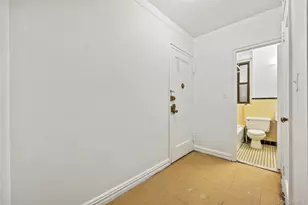 398 Oliver Pl, Bronx, NY 10458 - Photo 11