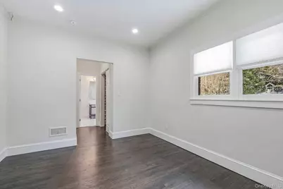 34 Sousa Drive, Sands Point, NY 11050 - Photo 31