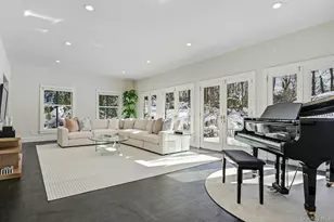 34 Sousa Dr, Sands Point, NY 11050 - Photo 5