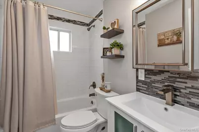 64 Cornflower Road, Levittown, NY 11756 - Photo 11