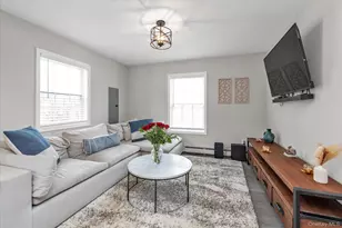 64 Cornflower Rd, Levittown, NY 11756 - Photo 3