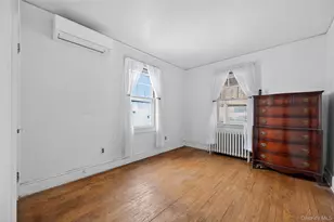 8 Henry Pl, Bay Shore, NY 11706 - Photo 13