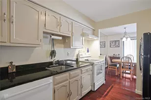 616 Kemeys Cove, Briarcliff Manor, NY 10510 - Photo 13