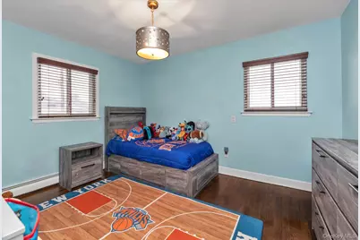 6 Cedar Drive E, Plainview, NY 11803 - Photo 17