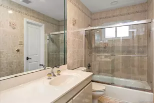 6 Cedar Dr E, Plainview, NY 11803 - Photo 21