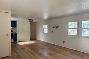 70 Elm Ln, Pleasant Valley, NY 12569 - Photo 9