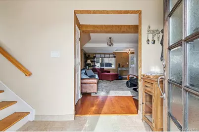 62 Eileen Avenue, Plainview, NY 11803 - Photo 17