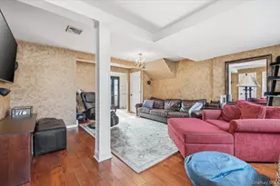 62 Eileen Ave, Plainview, NY 11803 - Photo 19