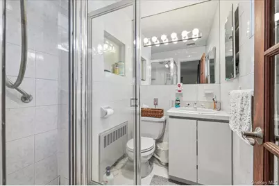 62 Eileen Avenue, Plainview, NY 11803 - Photo 13