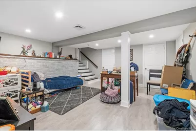 62 Eileen Avenue, Plainview, NY 11803 - Photo 23