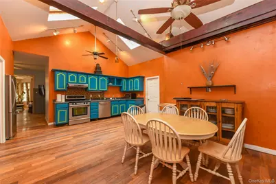 76-43 85th Road, Woodhaven, NY 11421 - Photo 17