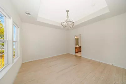 196 Somerset Drive, Massapequa, NY 11758 - Photo 17