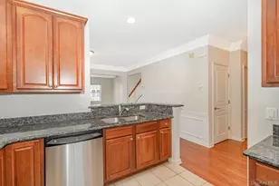 196 Somerset Dr, Massapequa, NY 11758 - Photo 11