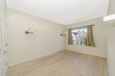 196 Somerset Drive, Massapequa, NY 11758 - Photo 5