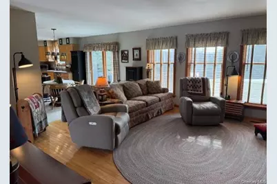 4 Grapevine Place, Poughkeepsie, NY 12603 - Photo 7