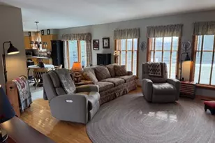 4 Grapevine Pl, Poughkeepsie, NY 12603 - Photo 7