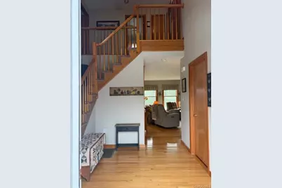 4 Grapevine Place, Poughkeepsie, NY 12603 - Photo 3