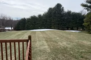 4 Grapevine Pl, Poughkeepsie, NY 12603 - Photo 27