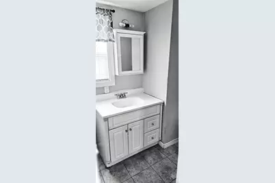 73-75 Washington Street, East Islip, NY 11730 - Photo 25