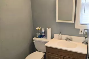 7375 Washington St, East Islip, NY 11730 - Photo 23