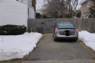 7375 Washington St, East Islip, NY 11730 - Photo 7