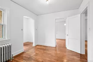 10 Harrison Dr, Larchmont, NY 10538 - Photo 23