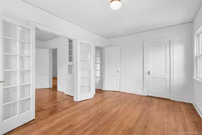 10 Harrison Drive, Larchmont, NY 10538 - Photo 21