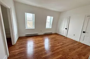 9 Grand St, Poughkeepsie, NY 12601 - Photo 3