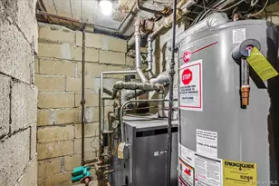 159-20 Highland Ave, Jamaica, NY 11432 - Photo 17