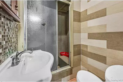 159-20 Highland Avenue, Jamaica, NY 11432 - Photo 11