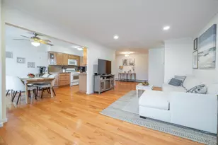 210 Westend Ave, Freeport, NY 11520 - Photo 9