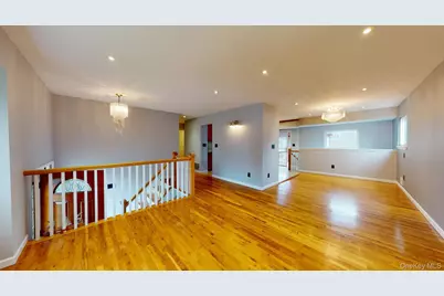 511 Freeman Avenue, Brentwood, NY 11717 - Photo 17