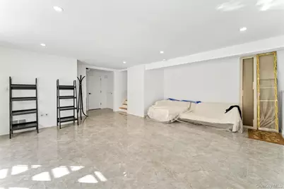 719 Wilmot Road, Scarsdale, NY 10583 - Photo 21