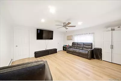 133B Edgewater Park #133B, Bronx, NY 10465 - Photo 5