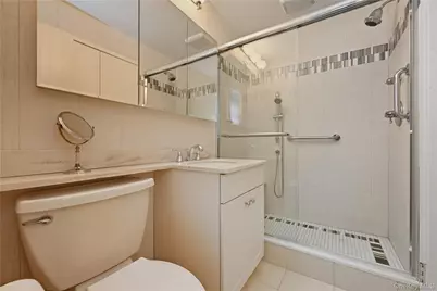 269-10 Grand Central Parkway #1C, Floral Park, NY 11005 - Photo 15