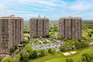 269-10 Grand Central Pkwy, Floral Park, NY 11005 - Photo 23